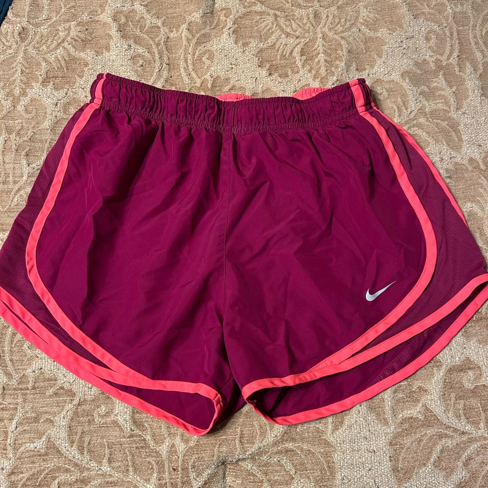 Nike Women’s Tempo Athletic Shorts